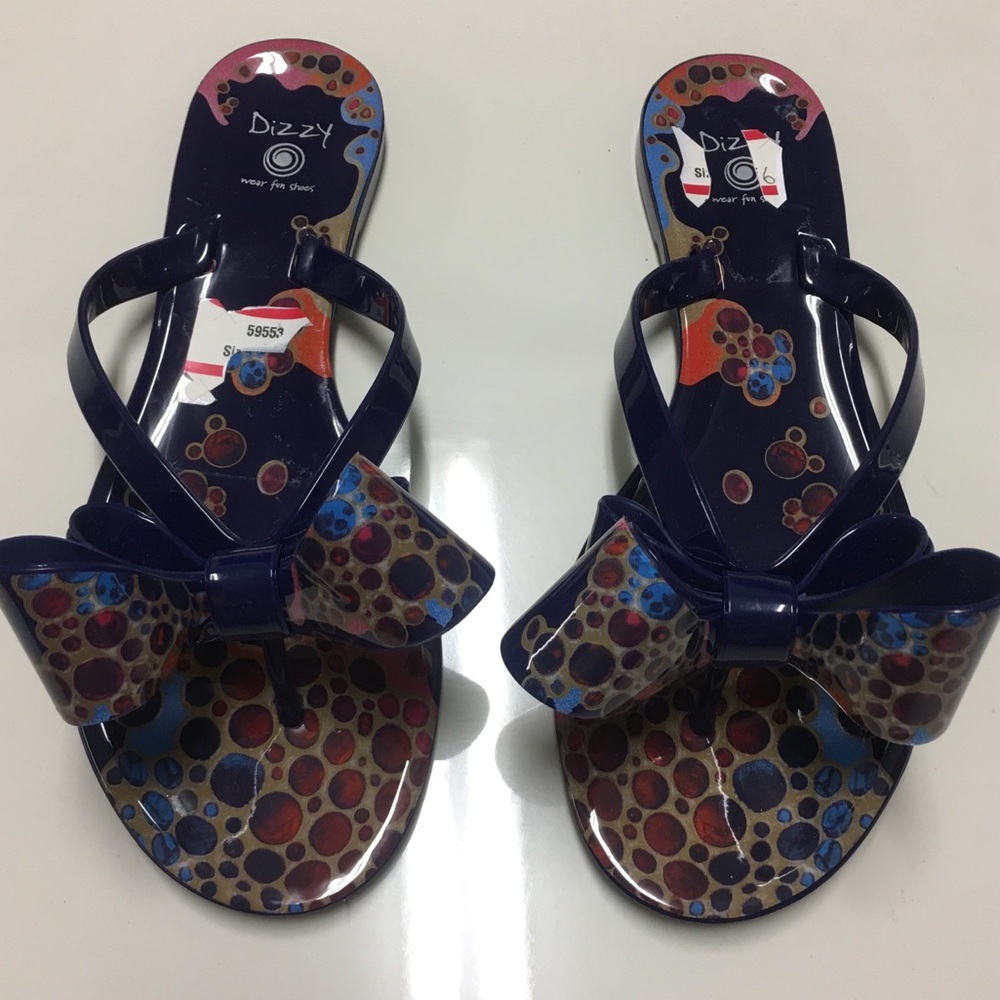 New Dizzy Sandals